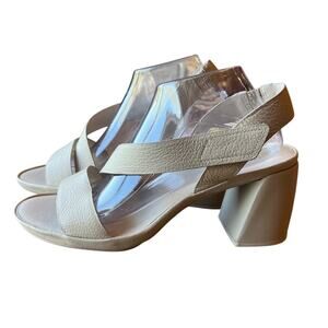 Naturalizer Heels Sandals Genn SKip Size 11 Bone Cream leather Straps Comfort